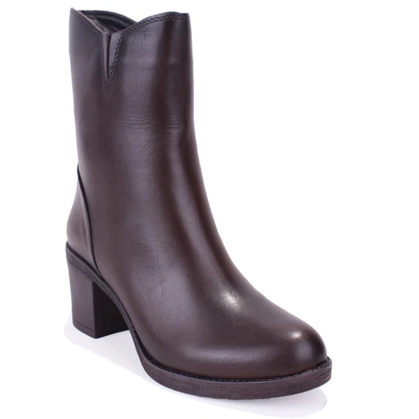 Dagoster DZA07-1314700 Kahve Klasik Topuk Fermuarlı Deri Kadın Bot ürün görseli