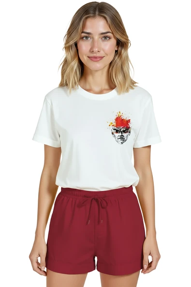 Kadın Beyaz Relaxed Fit %100 Pamuk Tişört – Mürekkep Yüz & Kızıl Suluboya Baskılı ürün görseli 1
