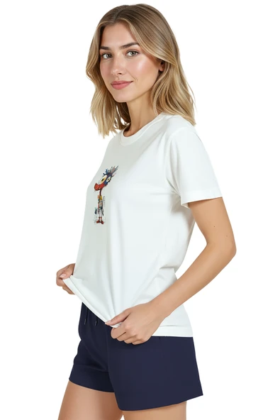 Kadın Beyaz Relaxed Fit %100 Pamuk Tişört – Renkli Soyut Karakter & Çizgisel Baskılı - Resim 4