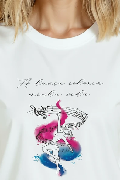 Kadın Beyaz Relaxed Fit %100 Pamuk Tişört – Suluboya Dansçı & Müzik İllüstrasyonlu - Resim 7