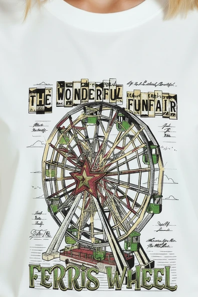 Kadın Beyaz Relaxed Fit %100 Pamuk Tişört – Suluboya Dönme Dolap Baskılı - Resim 8