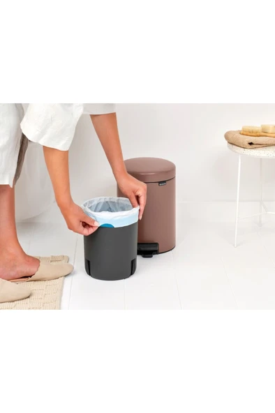 BRABANTİA NEWICON SATIN TAUPE PEDALLI ÇÖP KUTUSU 5L - Resim 3