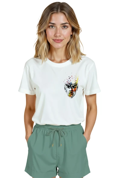 Kadın Beyaz Relaxed Fit %100 Pamuk Tişört – Suluboya Soyut Yüz Baskılı - Resim 6
