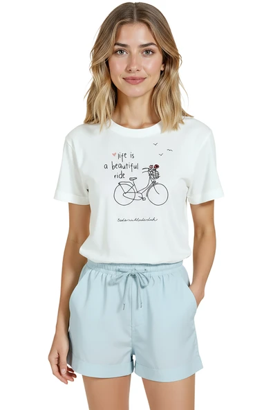 Kadın Beyaz Relaxed Fit %100 Pamuk Tişört – Bisiklet Doodle Baskılı ürün görseli 1