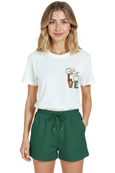 Kadın Beyaz Relaxed Fit %100 Pamuk Tişört – Retro Bisiklet & LOVE Harfli Minimal Baskı ürün görseli 1