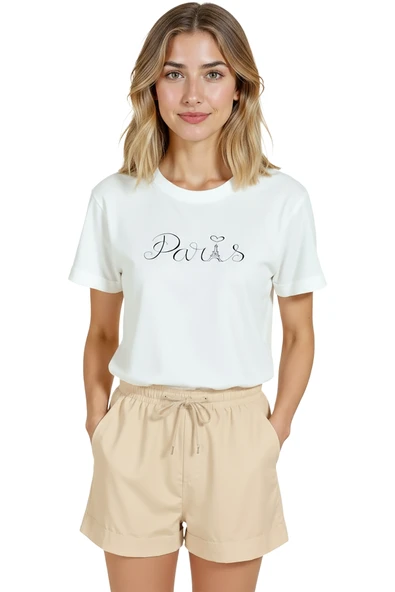 Kadın Beyaz Relaxed Fit %100 Pamuk Tişört – El Yazısı “Paris” & Eyfel İllüstrasyonlu ürün görseli 1