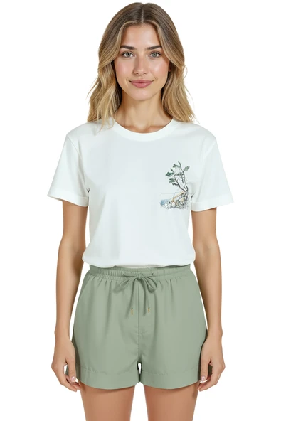 Kadın Beyaz Relaxed Fit %100 Pamuk Tişört – Kıyı Ağacı Suluboya Minyatür Baskılı ürün görseli 1