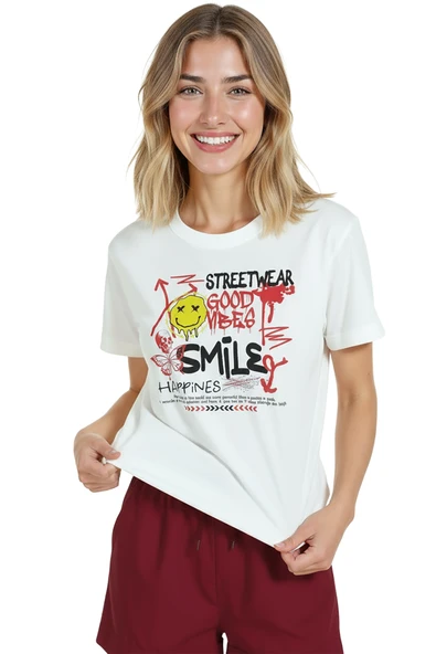 Kadın Beyaz Relaxed Fit %100 Pamuk Tişört – Grafiti Smile & Good Vibes Baskılı - Resim 3
