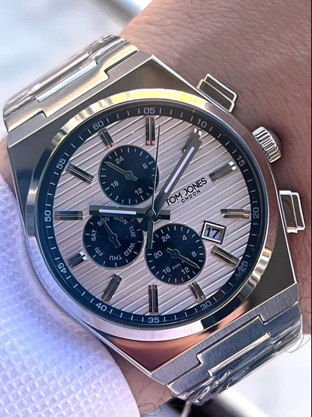 Tom Jones 3 Atm Suya Dayanıklı Çelik Kordon (Kararmaz Renk Atmaz) Erkek Kol Saati VS.BLKT.0560 ürün görseli