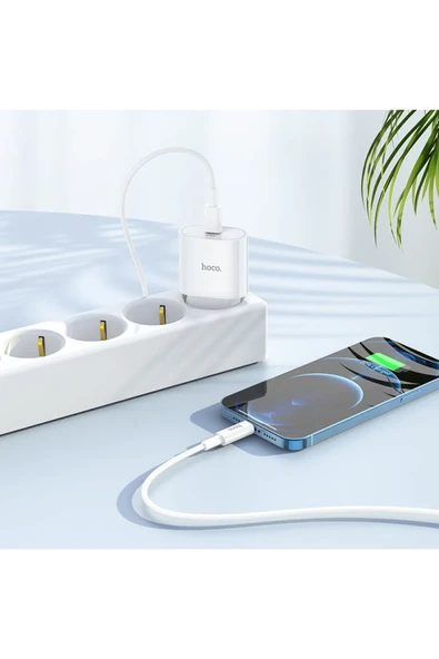 Hoco. C94A Metro 20W Type-C Çıkışlı Ekstra Type-C to Lightning Kablolu PD Hızlı Şarj Aleti - Beyaz - Resim 5