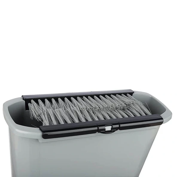 Su Tasarrufu Sağlayan Pratik Vantuzlu Bulaşık Yıkama Fırçası - Resim 3