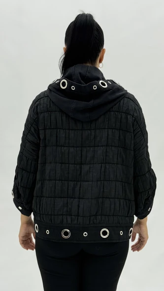 Büyük Beden Kapüşonlu Zincir Detaylı Kısa İnce Rüzgarlık Kadın Ceket - Resim 4