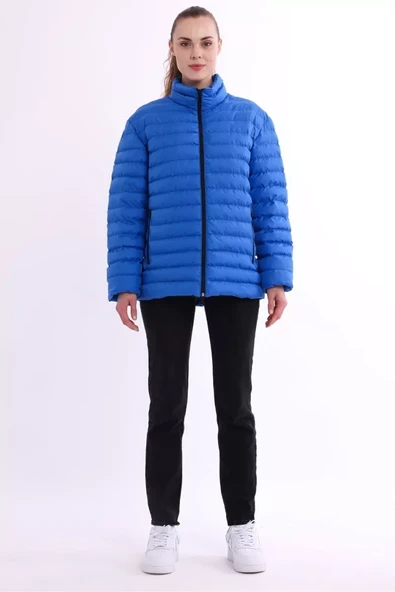 İçi Astarlı Su ve Rüzgar Geçirmez Cepli Kadın Mont - Resim 5