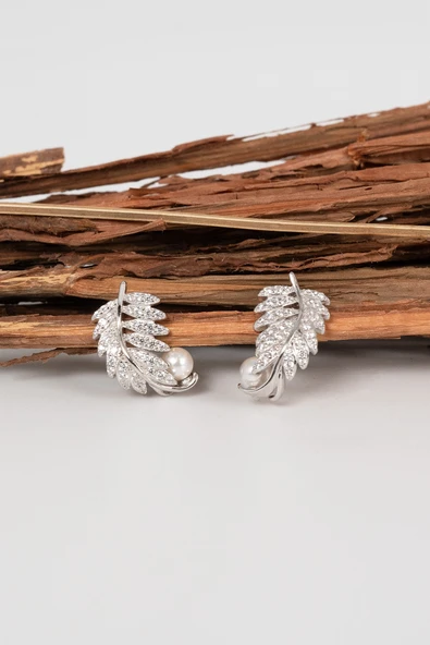 Gümüş rodyumlu zirkon taşlı özel tasarım incili yaprak küpe SGTL13025RODAJ - Resim 4