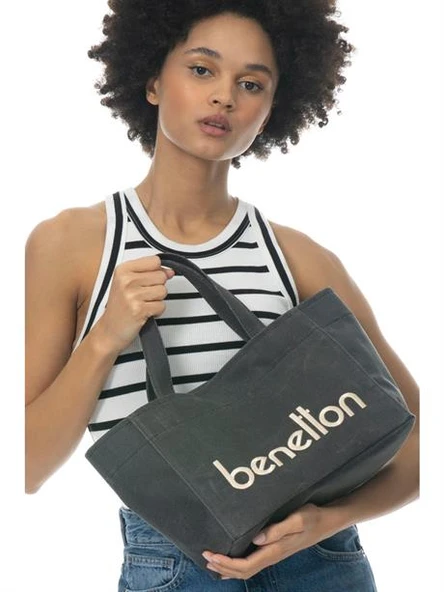 1102-2K6 BENETTON ÇANTASİYAH ürün görseli