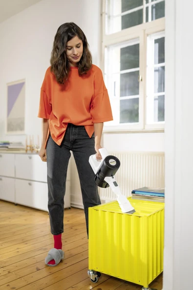 Karcher KVA 2 Şarjlı Dikey Süpürge - Resim 4