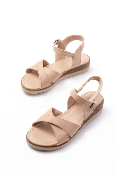 692-564 Bej Ortopedik Taban Çapraz Tokalı Kadın Sandalet - Resim 4