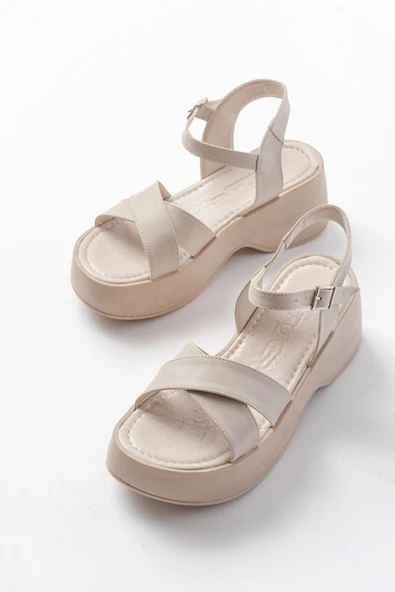 24414-1005 Bej Günlük Çapraz Dolgu Topuk Kadın Sandalet - Resim 3