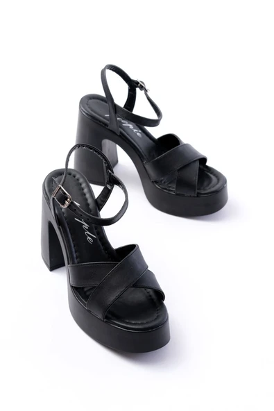 P-105 Siyah Çapraz Kalın Topuklu Kadın Sandalet - Resim 3