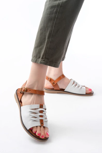 205-029 Beyaz Ortopedik Hakiki Deri Kadın Sandalet - Resim 3