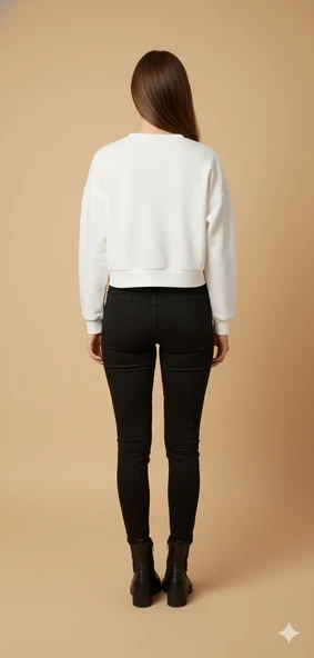 Kadın Ayı Figürlü Crop Sweat Payetli Teddy Bear İpli Detaylı Yazılı Yuvarlak Yaka Kısa Swat - Resim 5