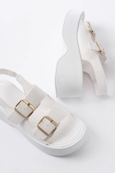 24414-572 Beyaz Tokalı  Günlük Dolgu Topuk Kadın Sandalet - Resim 4