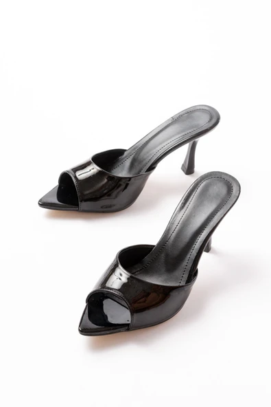 716 Siyah Rugan Sivri Burunlu Topuklu Kadın Terlik - Resim 3