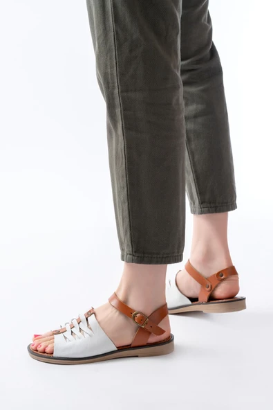 205-029 Beyaz Ortopedik Hakiki Deri Kadın Sandalet - Resim 2