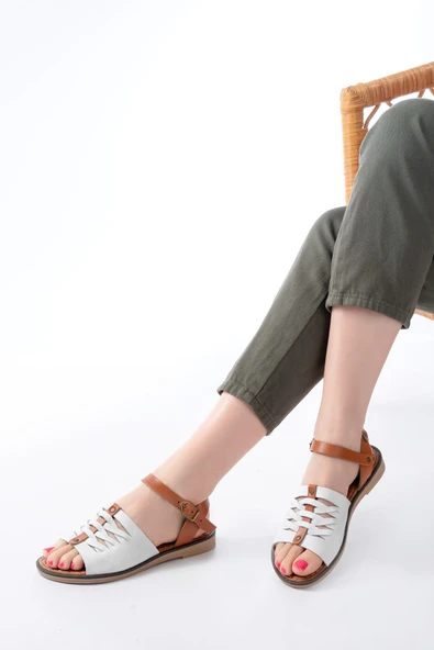 205-029 Beyaz Ortopedik Hakiki Deri Kadın Sandalet - Resim 4