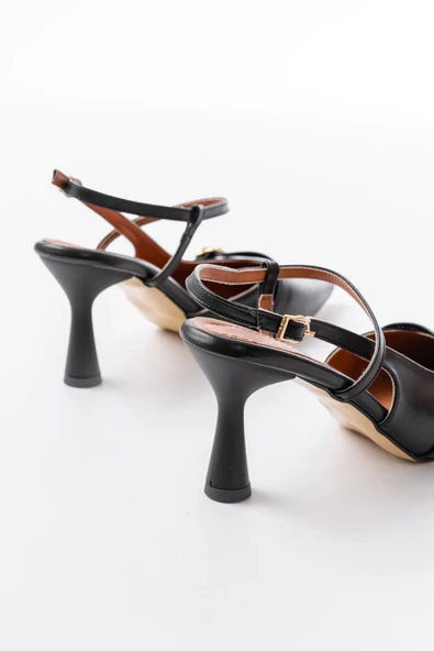 K-6722 Siyah Cilt Toka Detaylı Sivri Burun Kadın Ayakkabı - Resim 5