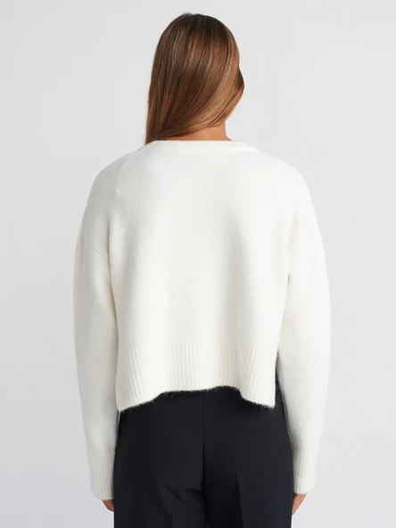 60280 DİLVİN DİK YAKA DÜĞMELİ YUMUŞAK DOKULU YIRTMAÇLI TRİKO HIRKA - Resim 7