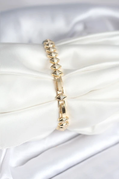 Pirinç Gold Renk Zirkon Taşlı Baklava Model Kadın Bileklik - TJ-BB8024 - Resim 2