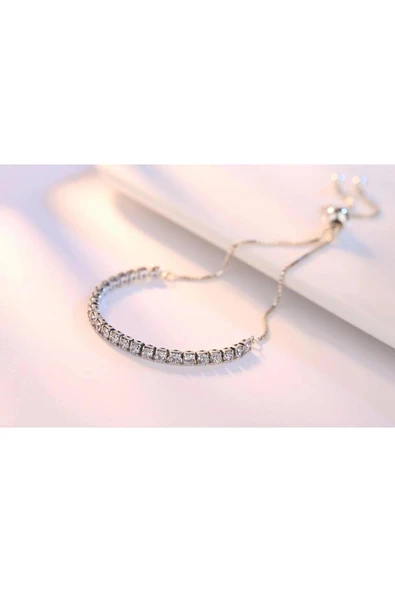 925 Ayar Damgalı Gümüş Kaplama Zirkon Taşlı Asansörlü Kadın Bileklik - Resim 2