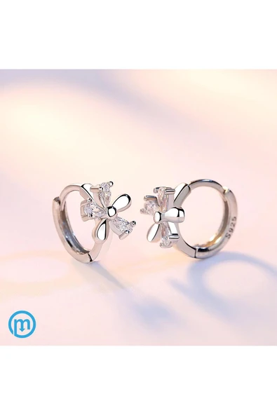 925 Ayar Kristal Taşlı Çiçek Tasarım Gümüş Küpe - Resim 4