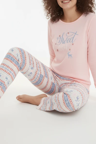 Bravie Luxury Thermal Sweet Winter Geyik Desenli Kadın Polar Kışlık Pijama Takımı – 42054 - 4