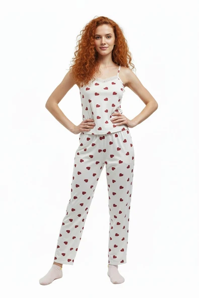 Bravie Altı Uzun Üstü Askılı Yumuşak Kırmızı Kalp Desenli Pijama Takımı Beyaz - 5