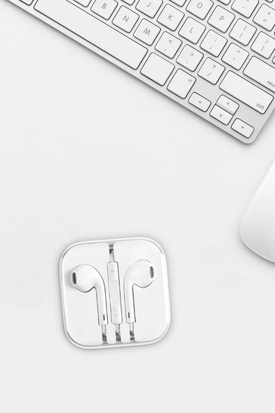 Polosmart FS64 Mikrofonlu Kulak İçi Kulaklık 3.5mm Jack Girişli 1.2 Metre Kablolu Beyaz - Resim 2