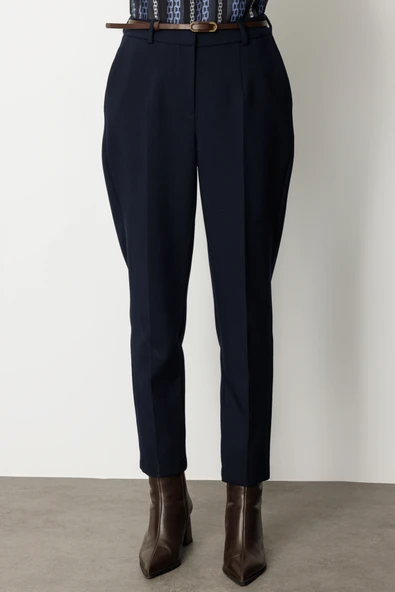Ekol Beli Kemerli Dar Paça Pantolon - Resim 9