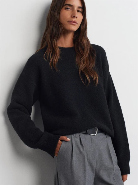 10640 DİLVİN BİSİKLET YAKA YUMUŞAK DOKULU TRİKO KAZAK ürün görseli