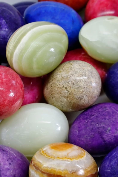 taru pasaj "Renkli Doğal Taş Yumurta Koleksiyonu - Dekoratif ve Şifa Amaçlı" - Resim 3