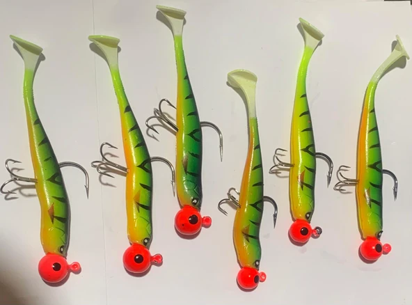 LUCKY JOHN BASARA (PG13) 3.5'' HAZIR İĞNELERİ TAKILMIŞ SİLİKON BALIK YEM - Resim 6