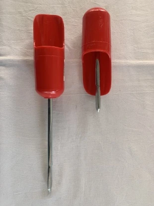 KAMIŞ TUTUCU AYAK  DEMİR KAZIKLI KÜÇÜK BOY ürün görseli