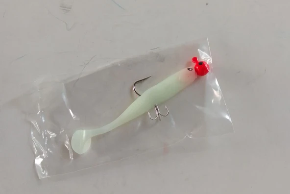 LUCKY JOHN BASARA (TR002) 3.5'' HAZIR İĞNELERİ TAKILMIŞ SİLİKON BALIK YEM ürün görseli