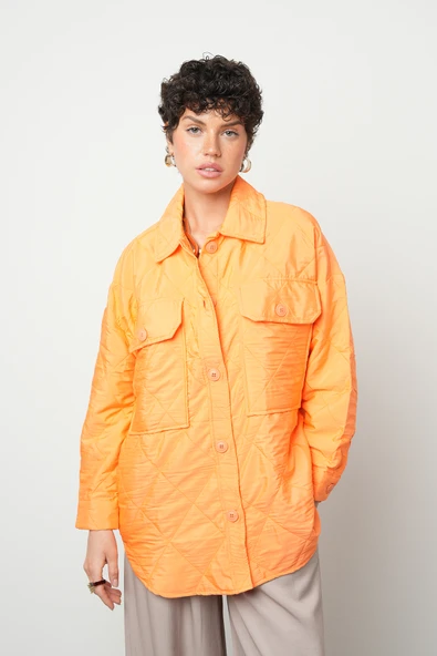 Kadın Çift Cepli Turuncu Renk Oversize Kalıp Gömlek-Ceket - Resim 2