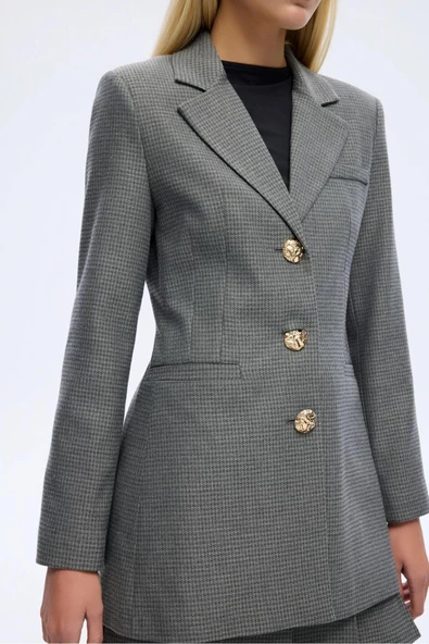 Quzu Önü Düğmeli Bele Oturan Kadın Ceket - Resim 3