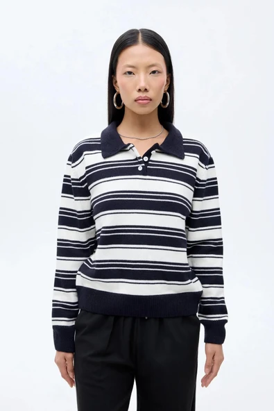 Quzu Çizgili Kadın Kazak ürün görseli 1