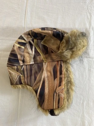 SAZ DESENLİ TÜYLÜ ŞAPKA ürün görseli