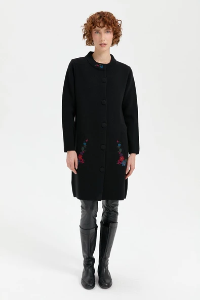 24012 DESEN TRİKO CEP KENARI APLİKE İŞLEMELİ PİKE JAKAR DİK YAKA UZUN KABAN - Resim 10