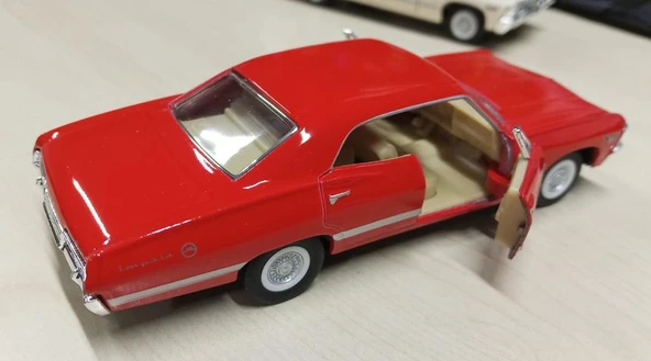 Kinsmart Oyuncak Metal Model Araba 1/36 Çek Bırak 1967 Kırmızı Chevrolet İmpala - 5