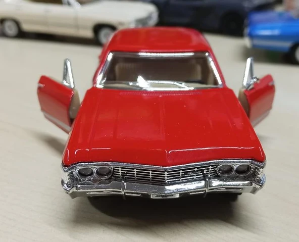 Kinsmart Oyuncak Metal Model Araba 1/36 Çek Bırak 1967 Kırmızı Chevrolet İmpala - 3